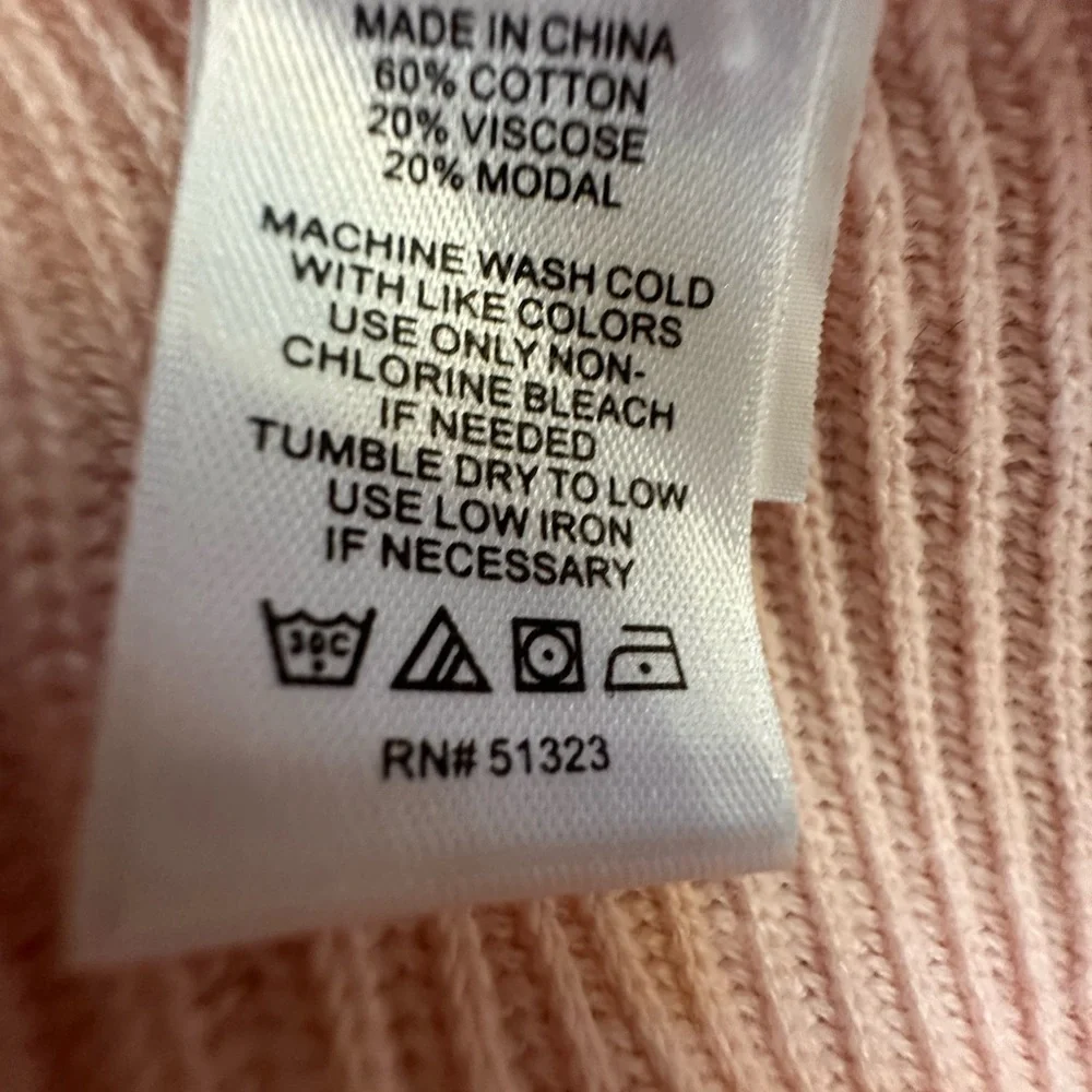 1. State NWT Blouson V‎ Neck Puff Sleeve Sweater